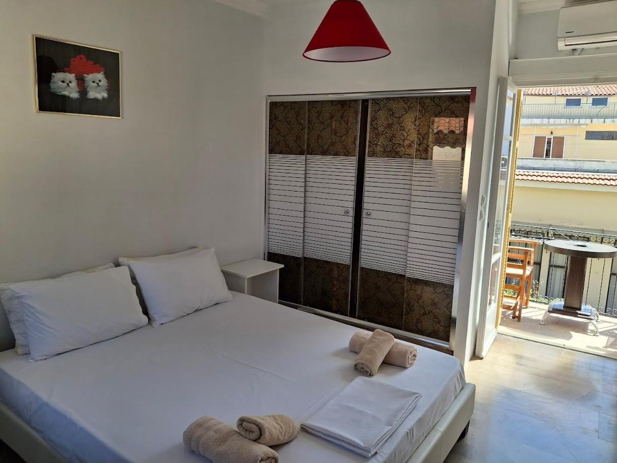 Nafpaktos Studio In Port Ιι Екстериор снимка