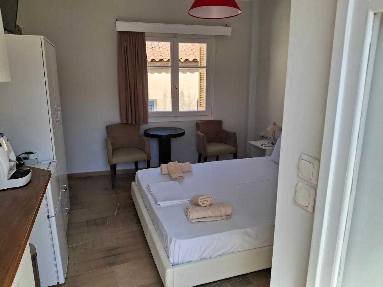 Nafpaktos Studio In Port Ιι Екстериор снимка